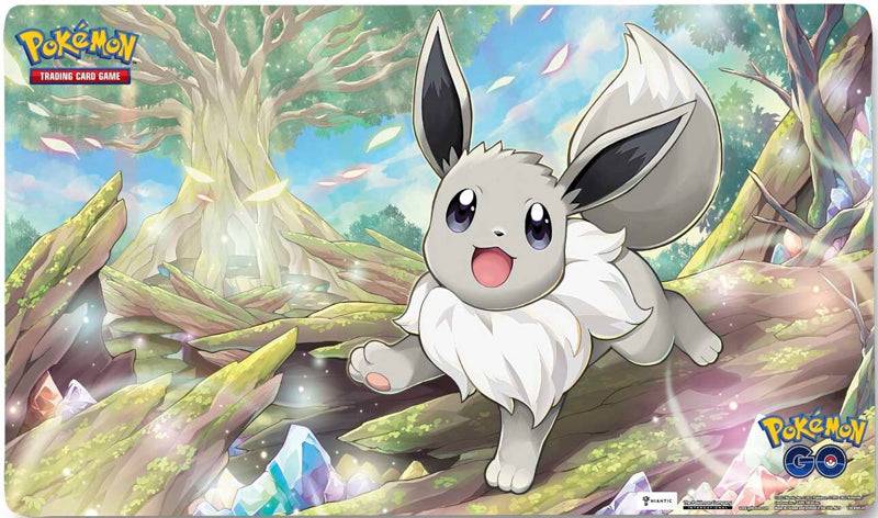 Radiant Eevee : Pokemon GO! Premium Collection Box Playmat